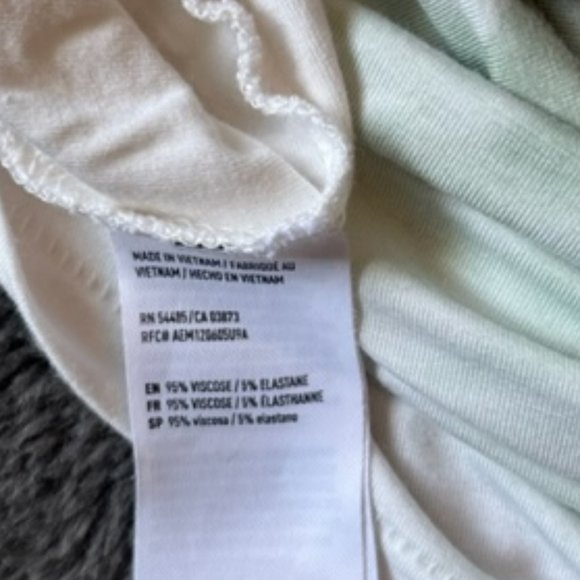 2/$40 American Eagle Outfitters AEO Soft & Sexy Tye Dye Tshirt Ladies Size S - Picture 6 of 8